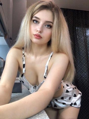 Юна